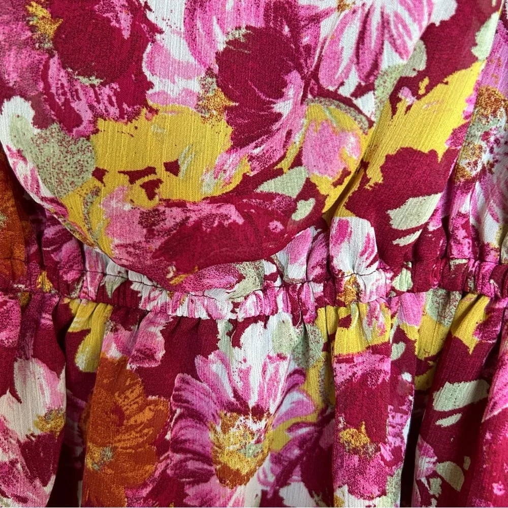 Floral Patterned Wayf Top - Picture 4 of 6